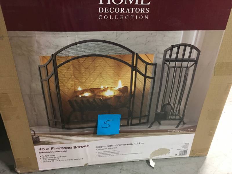 lot 5 image: Home Decorators Collection Salishan 3-Panel Fireplace Screen  in good condition
