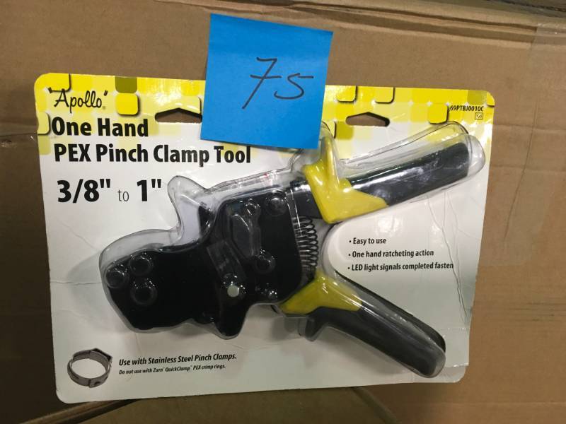 lot 75 image: Apollo 38 in. to 1 in. 1-Hand PEX Pinch Clamp Tool  in good condition