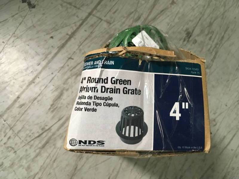 lot 86 image: NDS 4 in. Round Atrium Grate - Green  in good condition