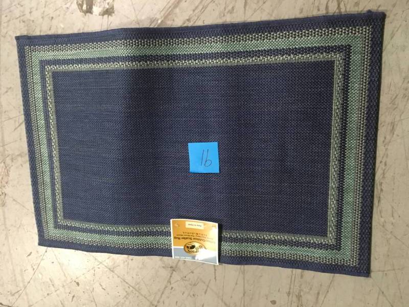 lot 91 image: Hampton Bay Border Aqua Navy (Blue) 1 ft. 11 in. x 2 ft. 11 in IndoorOutdoor Accent Rug not used