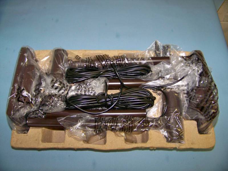 lot 9 image: (2) SmartYard, LED Solar Spotlights - NEW in Original, Open Box