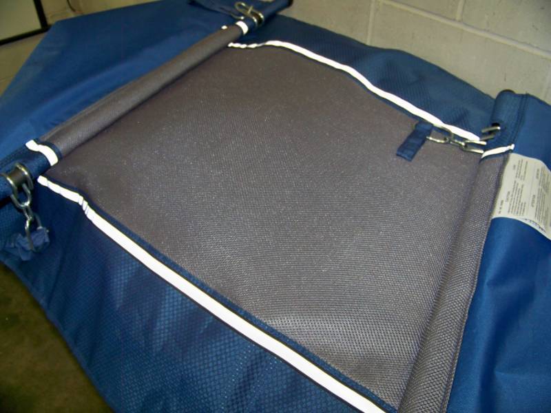 lot 64 image: Hammock in Carrying Bag with Wheels
