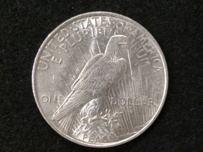 1922 Peace Silver Dollar...