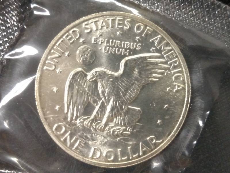 1972 S Uncirculated Blue Eisenhower...