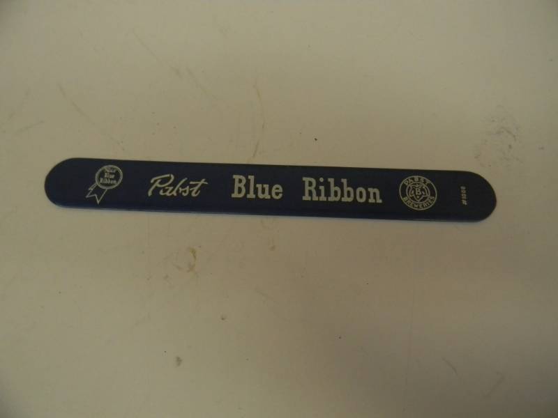 lot 15 image: VINTAGE PABST BLUE RIBBON BEER FOAM SCRAPPER - PABST BREWERIES - RARE, GREAT COLLECTIBLE - SEE PICTURES