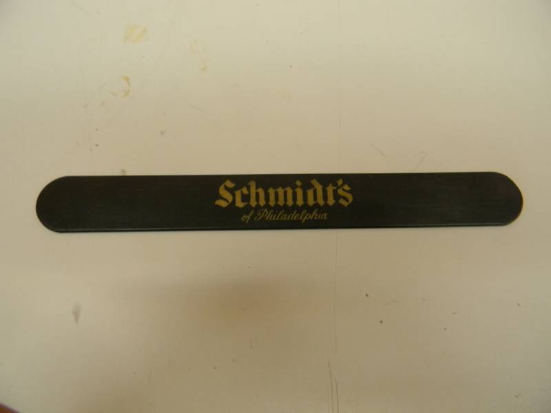 lot 18 image: VINTAGE SCHMIDTS OF PHILADELPHIA BEER FOAM SCRAPPER - RARE, GREAT COLLECTIBLE - SEE PICTURES