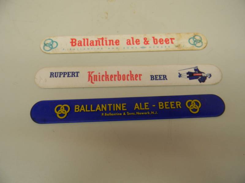 lot 21 image: VINTAGE BALLANTINE & RUPPERT BEER FOAM SCRAPPERS - 3 TOTAL - GREAT COLLECTIBLES - SEE PICTURES