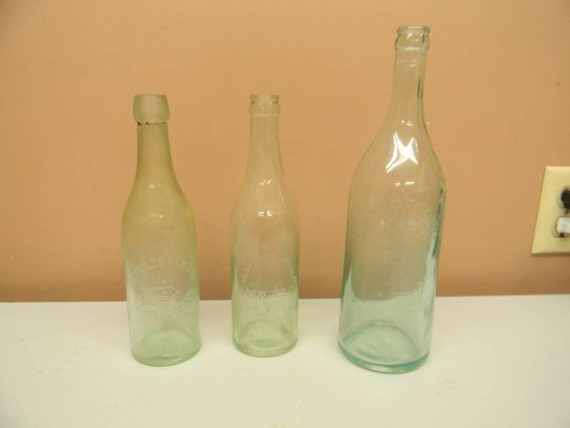 lot 57 image: RARE - GREAT COLLECTION OF PRE PROHIBITION BOTTLES - ST. PAUL MINN - YOERG BREW CO. ST. PAUL MINN - JAC. SCHMIDT BREWING CO. ST. PAUL MINN - DREWRY & SONS ST. PAUL - SEE PICTURES