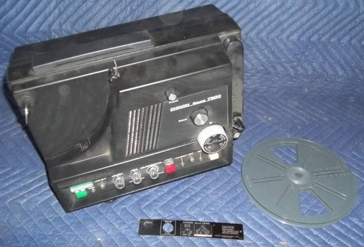 lot 27 image: Vintage Projector