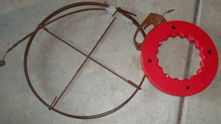 lot 64 image: Fish Tape and Drain Snake