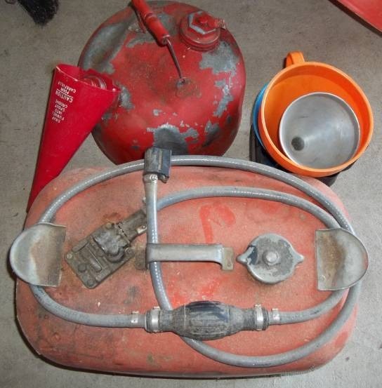 lot 98 image: Fuel Cans