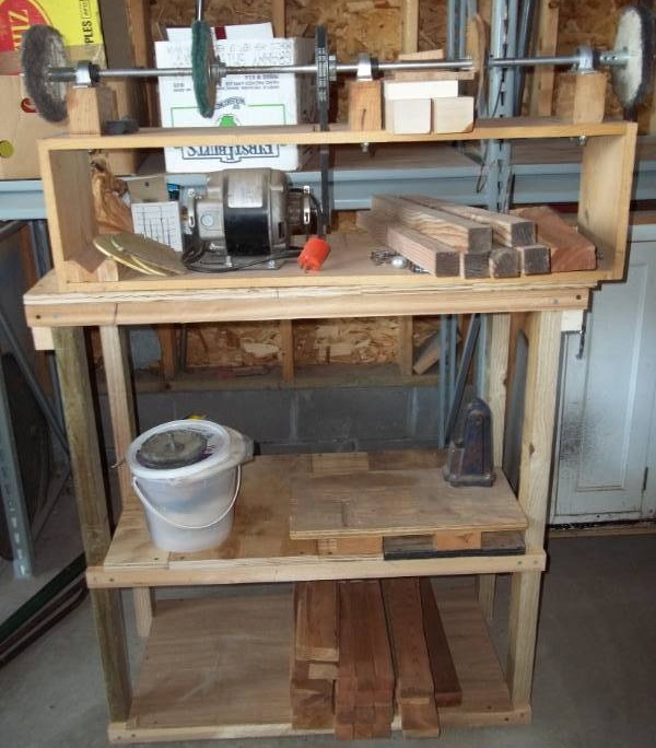 lot 102 image: PolishingGrinding Station