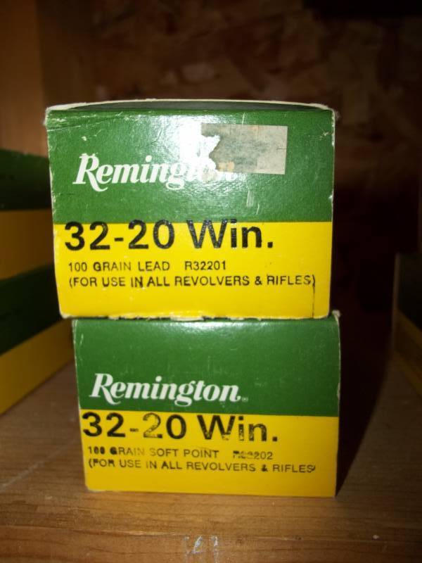 lot 128 image: 32-20 Ammo