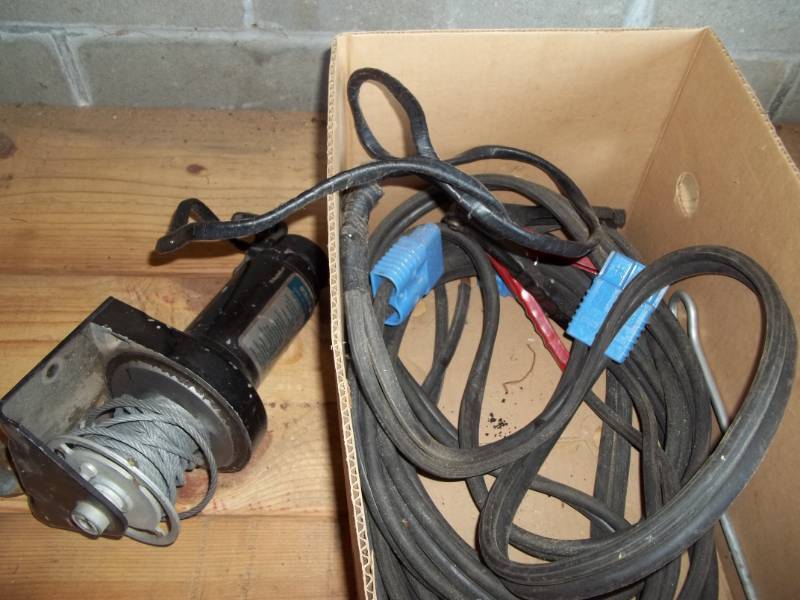 lot 157 image: Winch