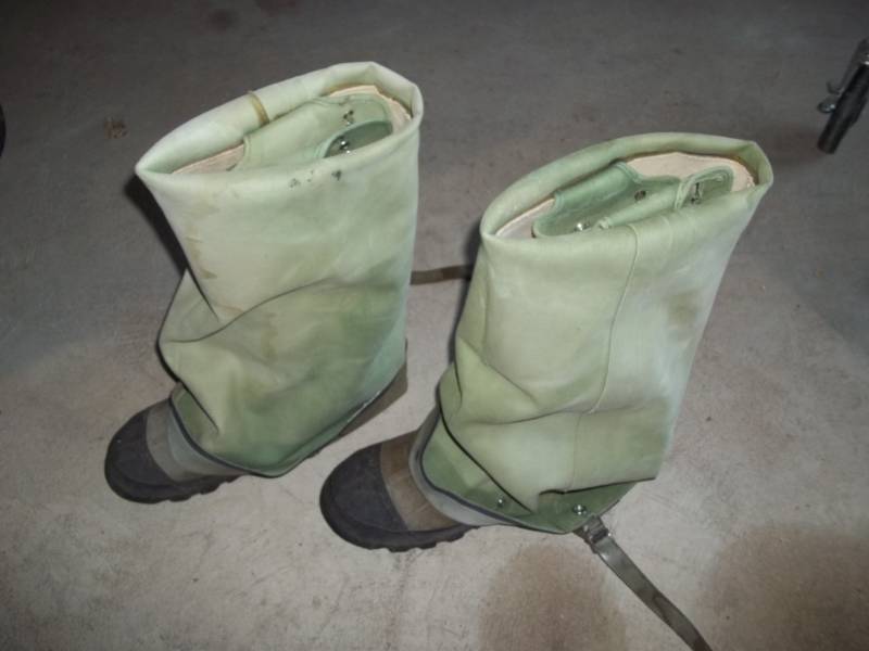 lot 165 image: Wading Boots