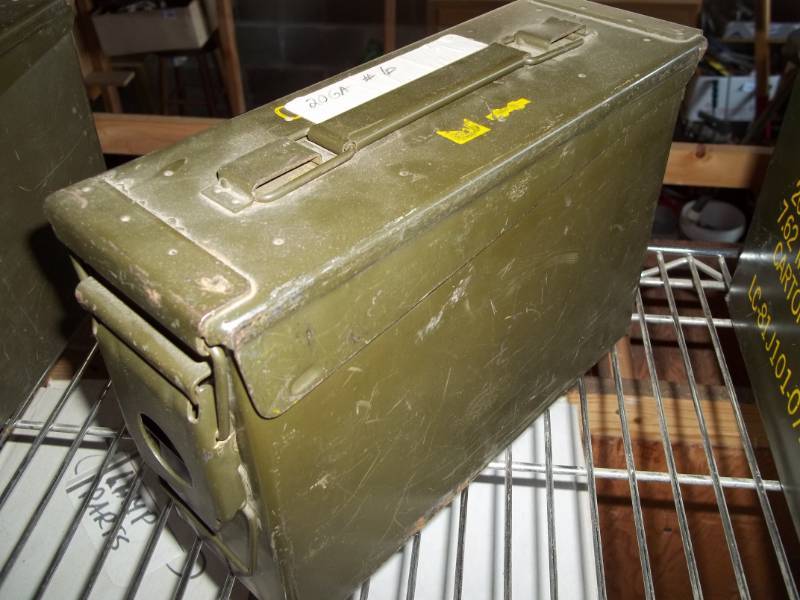 lot 186 image: Ammo Box