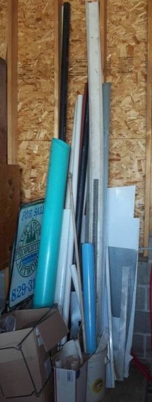 lot 209 image: Misc Pipes and More