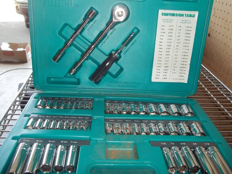 lot 210 image: Socket Set With Rachet