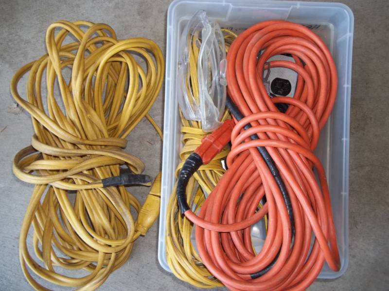 lot 214 image: Extension Cords