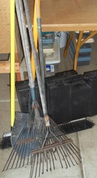 lot 228 image: Yard Tools and Power Drills