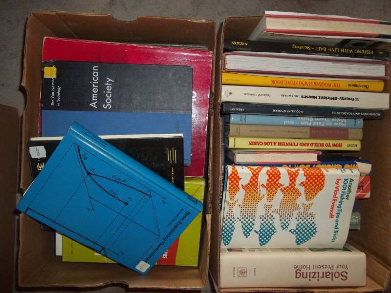 lot 250 image: Math and Physics Books