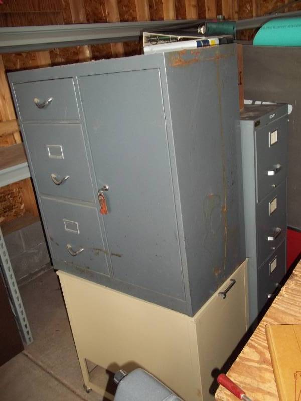 lot 267 image: Filing Cabinets