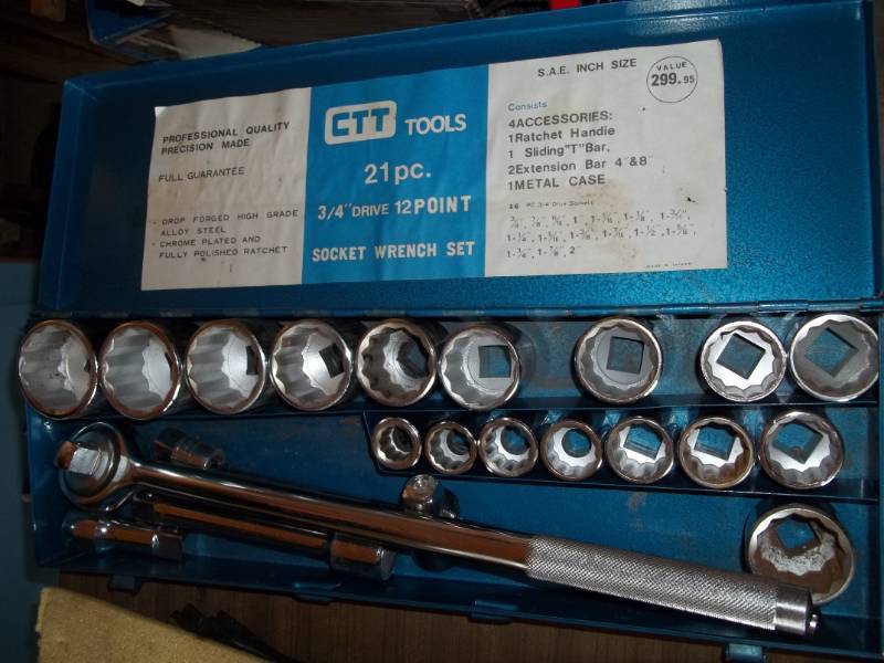 lot 286 image: Large Socket Set