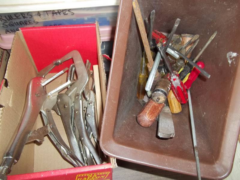 lot 292 image: Screwdrivers and Locking Clamps
