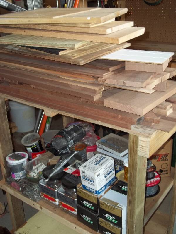 lot 302 image: Work Bench and Hardware