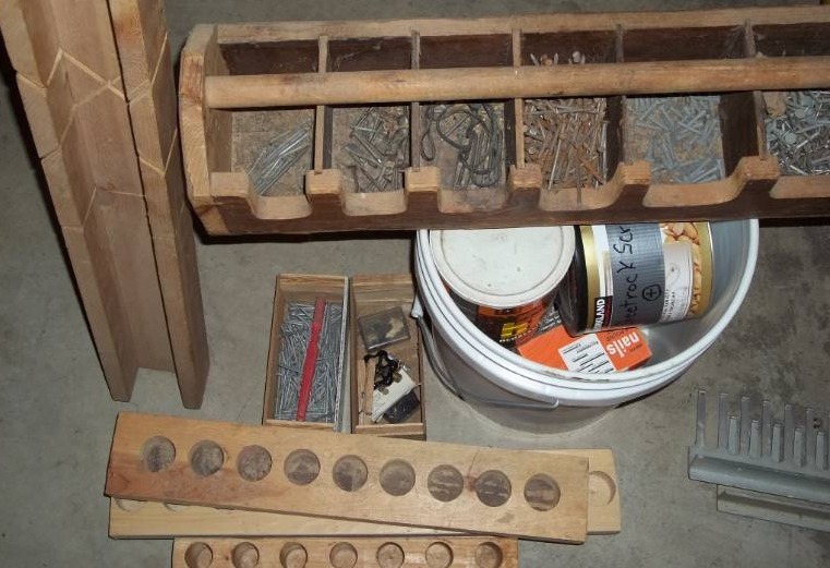 lot 304 image: Hardware and More