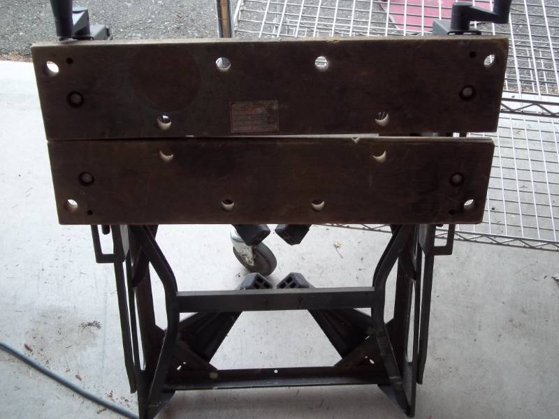 lot 306 image: Portable Work Bench
