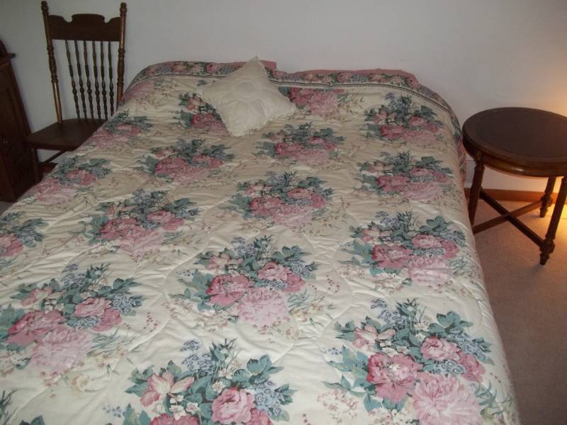 lot 330 image: Chair, Side Table, and Bed Frame