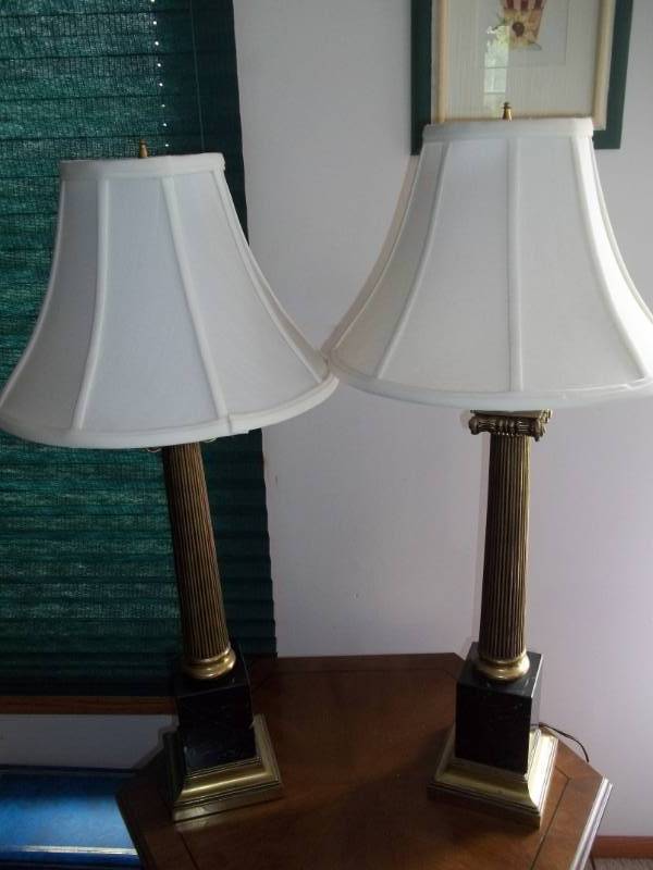 lot 339 image: Table Lamps