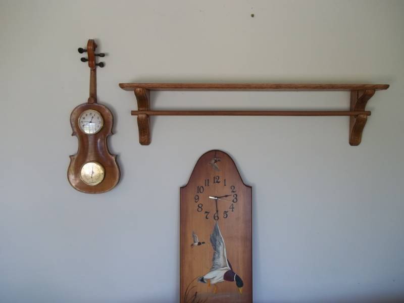 lot 374 image: Fiddle Clock and More
