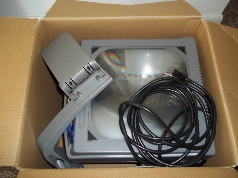 lot 389 image: Overhead Projector