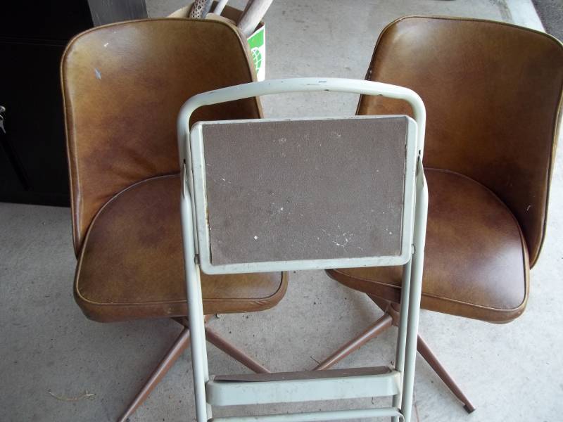 lot 397 image: Vintage Chairs and Step-Stool
