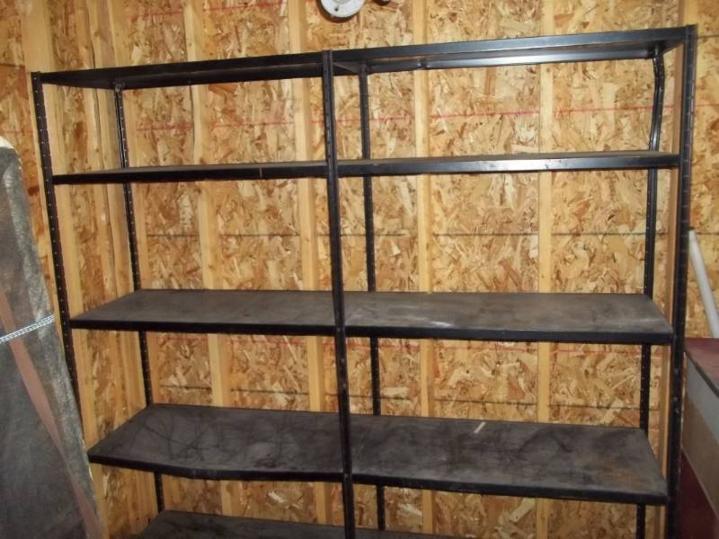 lot 400 image: Metal Shelving