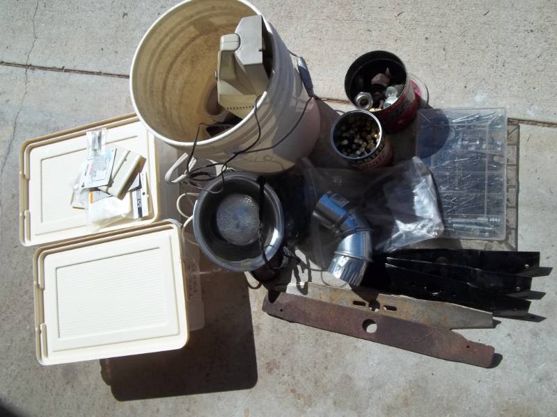 lot 405 image: Misc Garage Lot