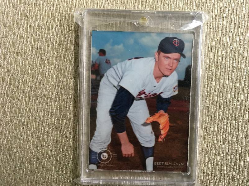 Topps Vault Originals Bert Blyleven Card 71135