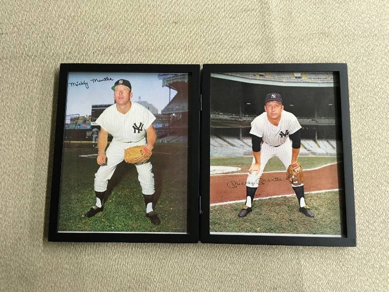 2 Rawlings Color Premiums Of Mickey Mantle