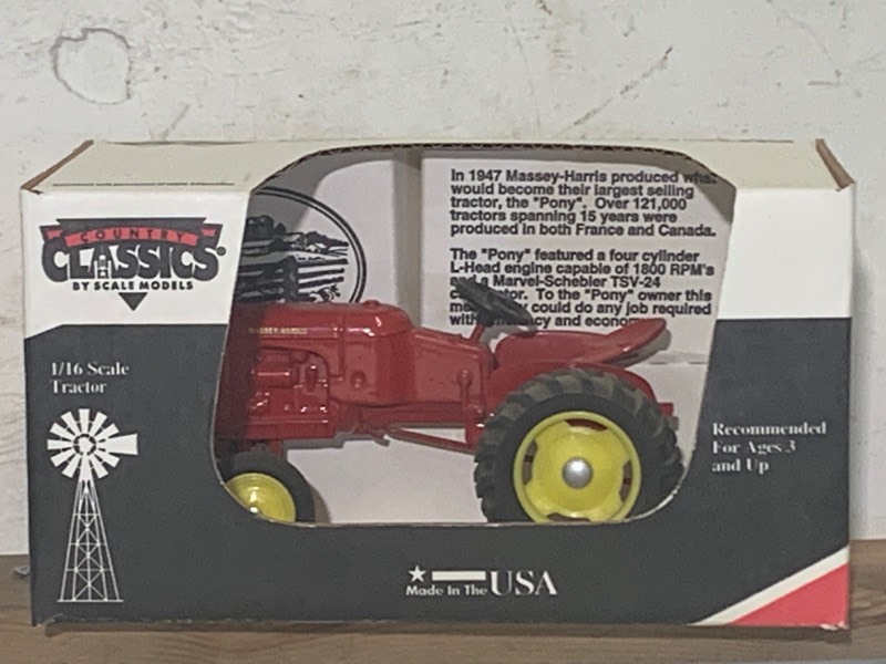 lot 23 image: Massey Ferguson Pony Tractor