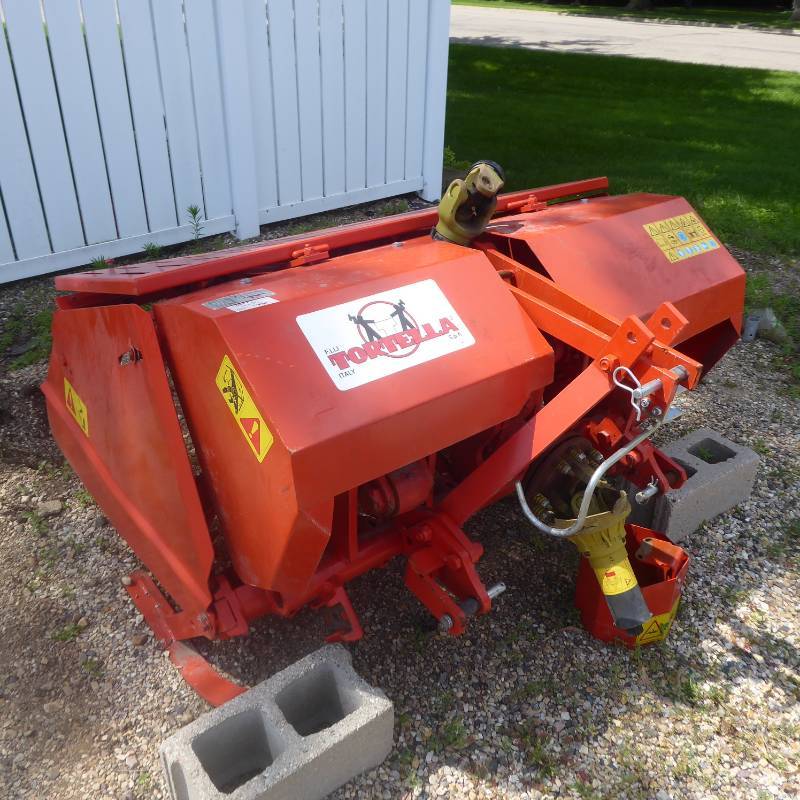 lot 2 image: Tortella Spader Model 135