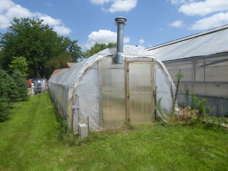 lot 18 image: 16 x 100 Steel Frame Hoop Greenhouse