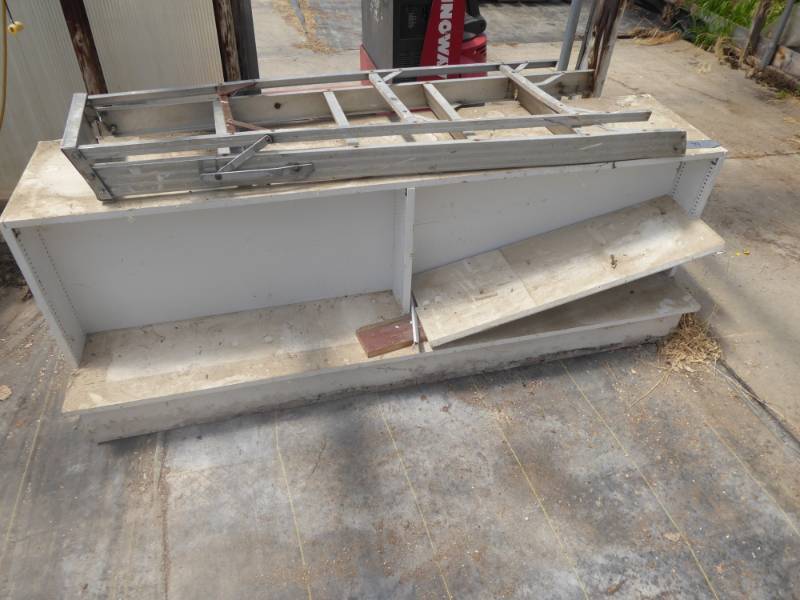 lot 49 image: Display Fixture and Ladder Lot