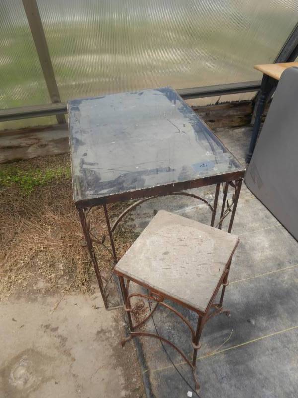 lot 78 image: Lot of Outdoor Patio Tables