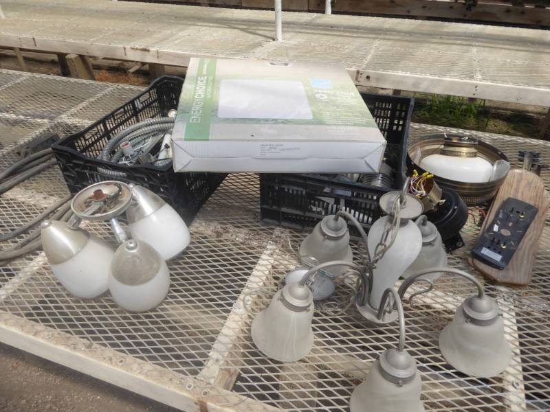 lot 83 image: Lot of New Ceiling Light, Light Fixtures, 220 Cord and More