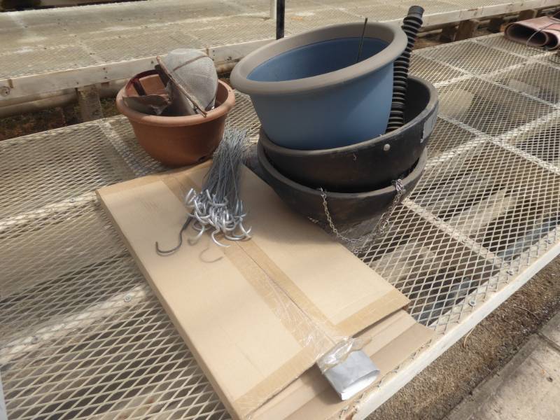 lot 87 image: Bulk Lot of Planting Pots and Plant Pot Hangars
