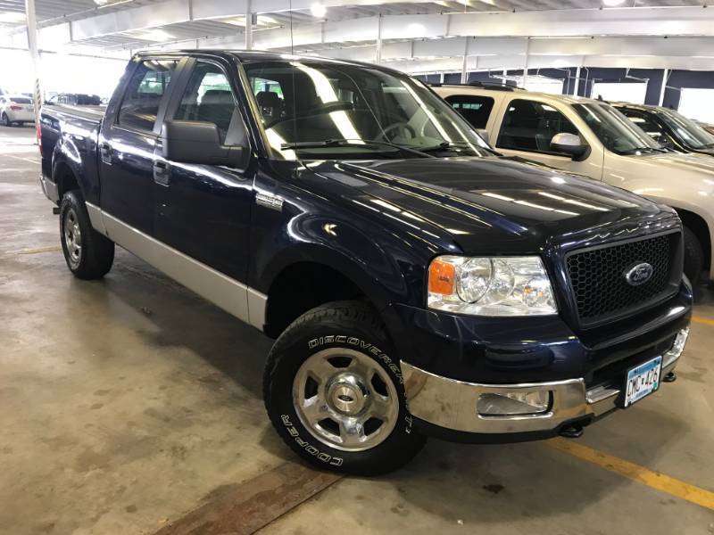 lot 6 image: 2005 Ford F-150 XLT 4x4