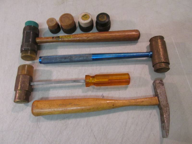 lot 10 image: Lot of Misc Hammers  F-0...