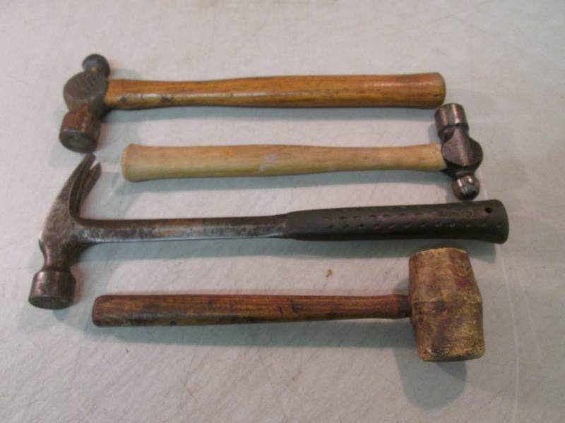 lot 11 image: Lot of Misc Hammers  F-0...